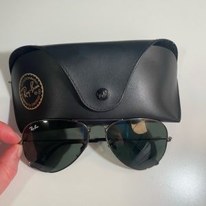 RAY BAN AVIATORS